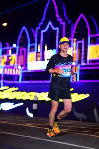 BIB: 40007
                            <button type="button" onclick="openModal(22862984)" class="btn btn-primary btn-sm float-right btn-popup" data-toggle="modal" data-target=".modal-high-quality">
                        <i class="fas fa-shopping-cart"></i> Add to Cart
                    </button>
                                            <button type="button" onclick="isThisMe(22862984, true)" class="btn btn-success btn-sm float-right btn-popup btn-isme hidden" data-toggle="tooltip" data-placement="bottom" title="นี่คือรูปของคุณใช่ไหม คลิกที่นี่เพื่อเอาเข้าอัลบั้ม">
                        <i class="fas fa-plus"></i> Add to album
                    </button>
                    <button type="button" onclick="isThisMe(22862984, false)" class="btn btn-warning btn-sm float-right btn-popup btn-isnotme hidden">
                        <i class="fas fa-ban"></i> Remove from album
                    </button>